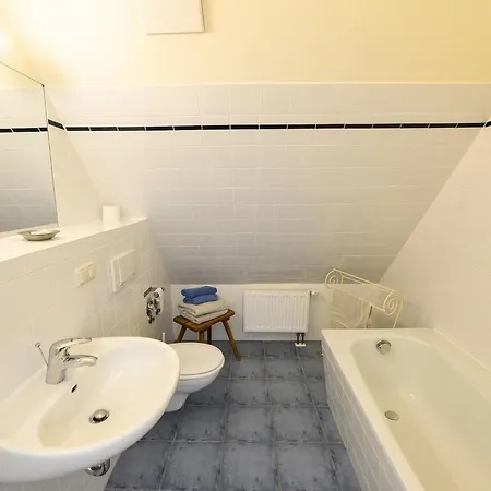 Im Zweiten Obergeschoss Des Gutshauses By Interhome
