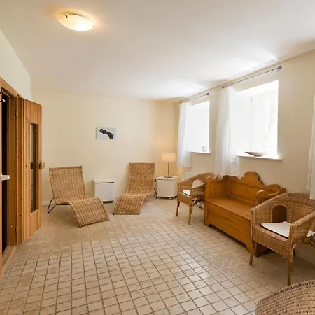 Im Zweiten Obergeschoss Des Gutshauses By Interhome Apartman *